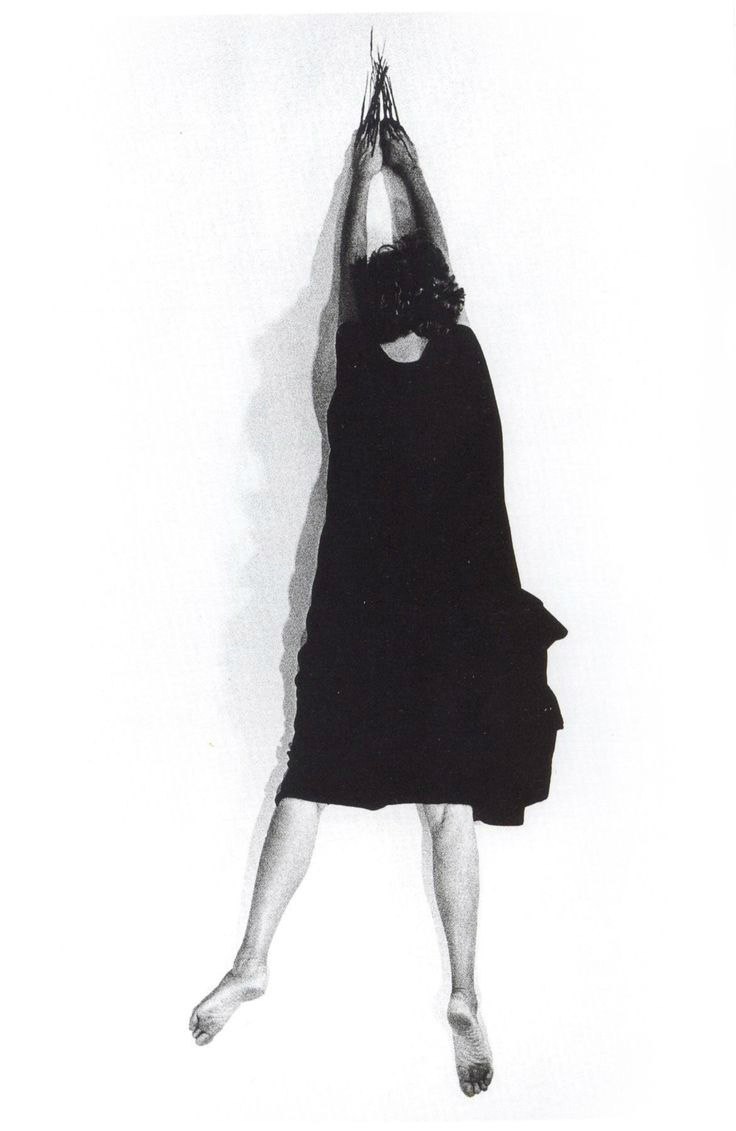 29 72 helena-almeida-negro-espesso-1981 copy 2